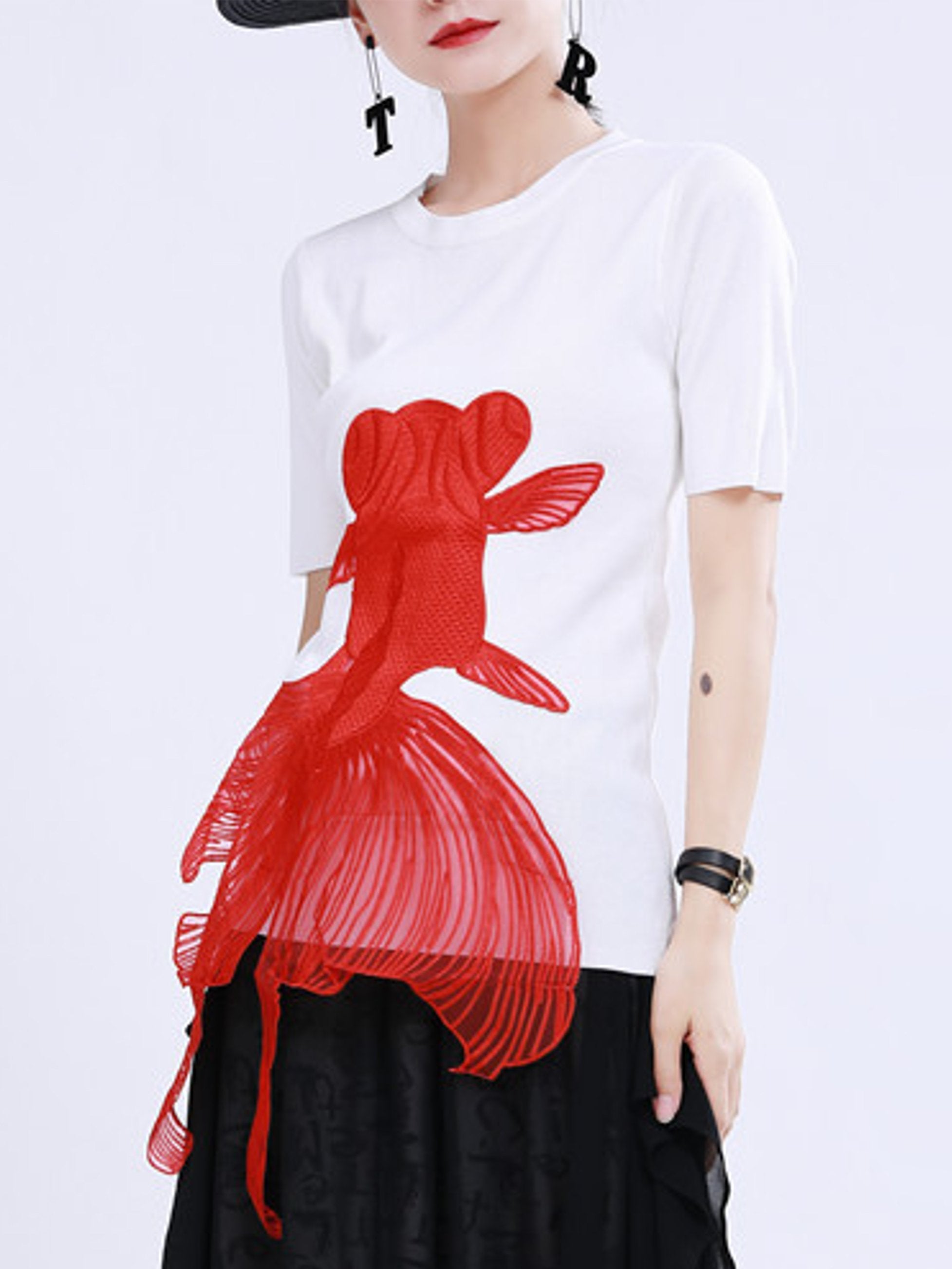 Casual Fish Embroidered Knitting T-Shirts