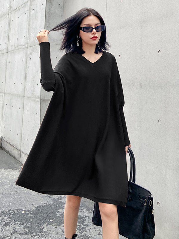 Loose V-Neck Bat Sleeve Sweater Dress