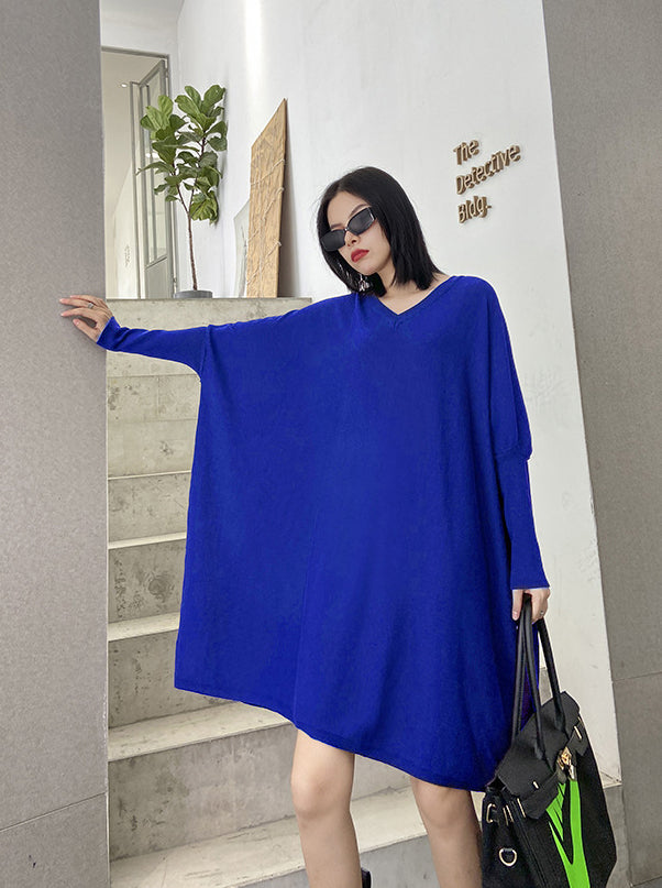 Loose V-Neck Bat Sleeve Sweater Dress