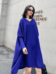 Loose V-Neck Bat Sleeve Sweater Dress