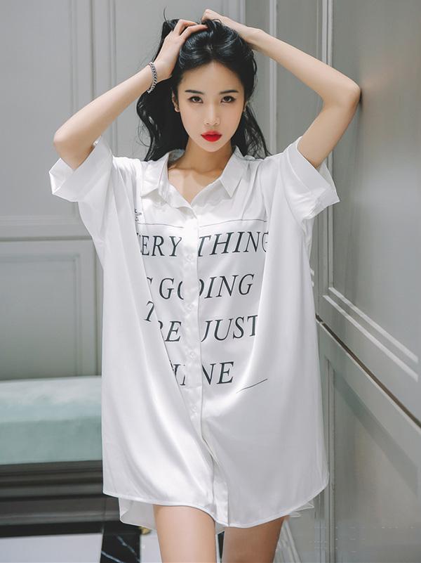 Lettered Printed Loose V-Neck Shirt