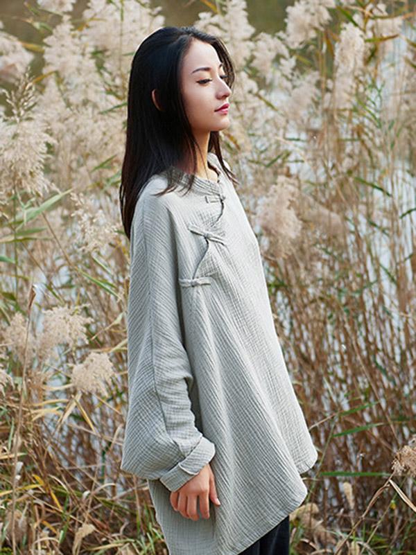 Vintage Solid Color Loose Button Bat Sleeve T-Shirt