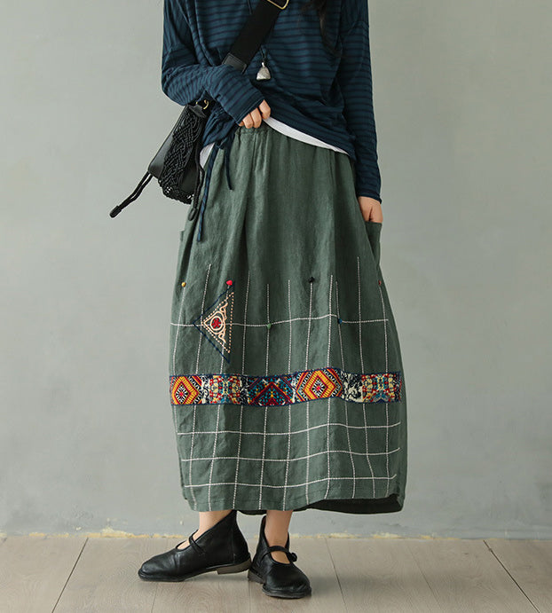 Embroidered Retro Elastic Waist Skirt