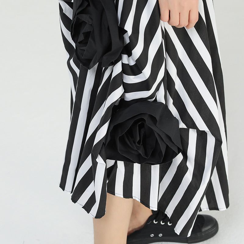 Women Bud Vertical Stripe Irregular Skirt