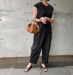 Loose Solid Color Waist Sleeveless Jumpsuit