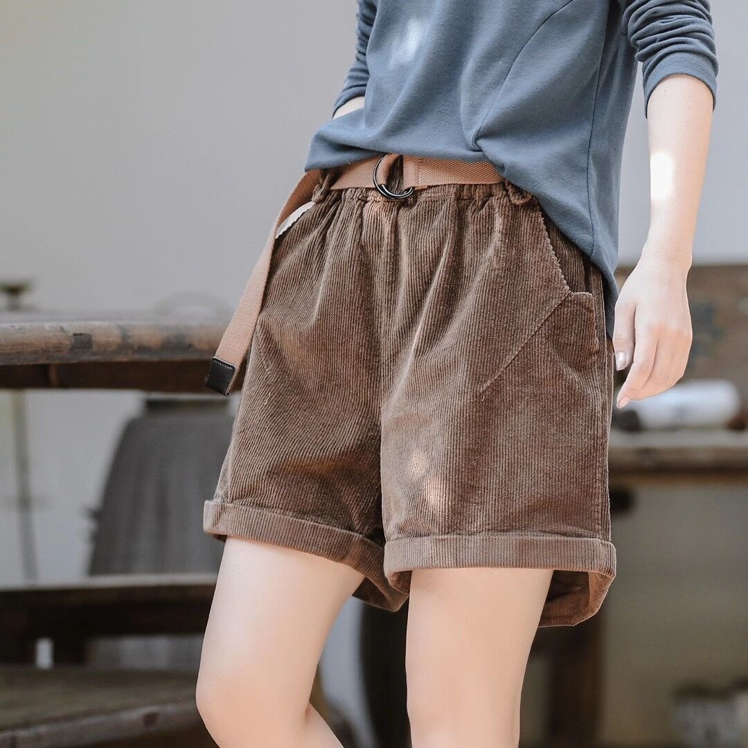 Women Retro Solid Color Loose Casual Shorts