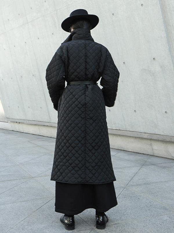 Black Rhombic Split-Side High Collar Long Coat