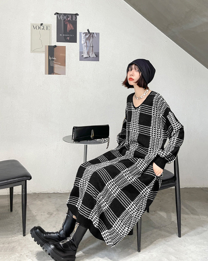 Long Sleeve Loose Mid-Length Knitted Plaid Sweater Dress