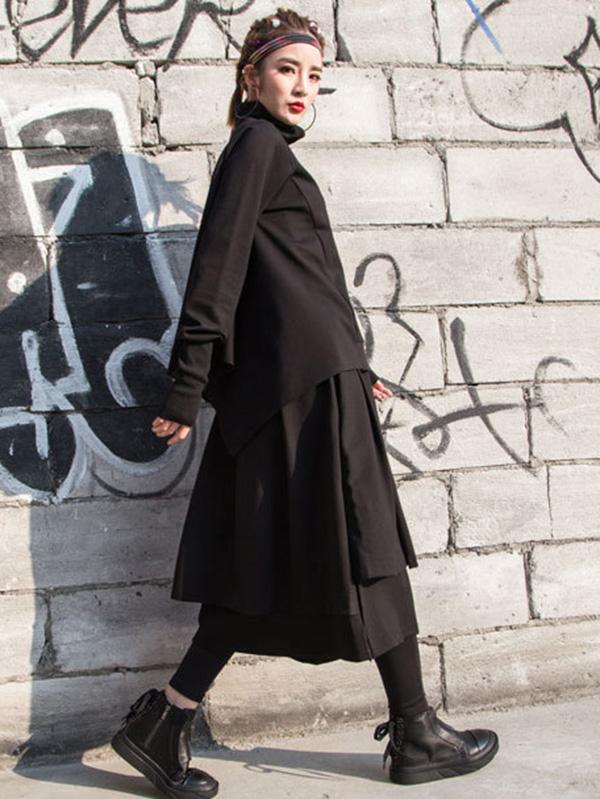 Black Solid Sweatshirt&Skirt Suits