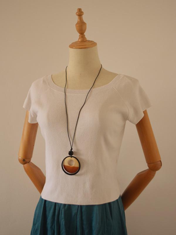 Geometric Circle Two-Color Wood Chip Long Necklace