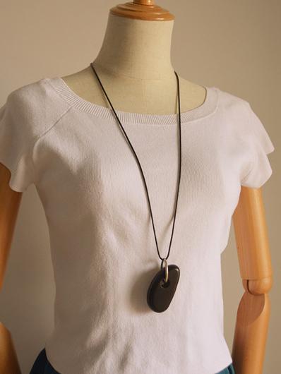 Simple Whole Wood Pendant Necklace