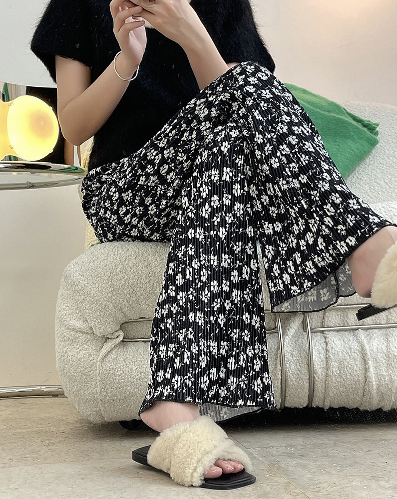 Lazy And Comfortable Floral Pleated Elastic Pants
