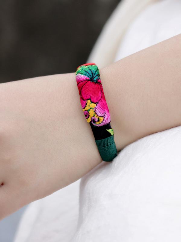 Ethnic Style Hand Embroidery Bracelet