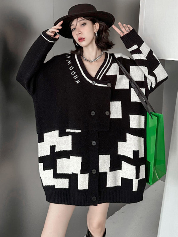 Fashion Roomy Long Sleeves Button Decorated Checkered V-Neck Sweater Dresses