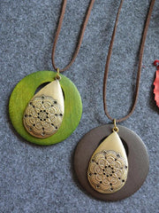 Retro Roundness Wood Necklace