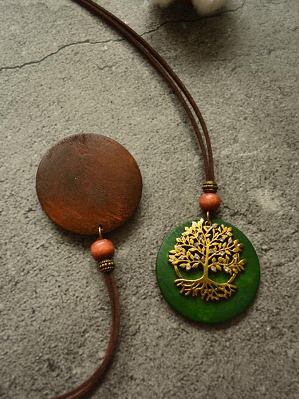 Vintage Bright Drilling Big Tree Wood Necklace