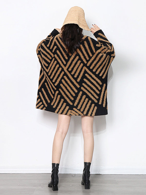 Loose Splicing Geometric Striped Stand Collar Sweater