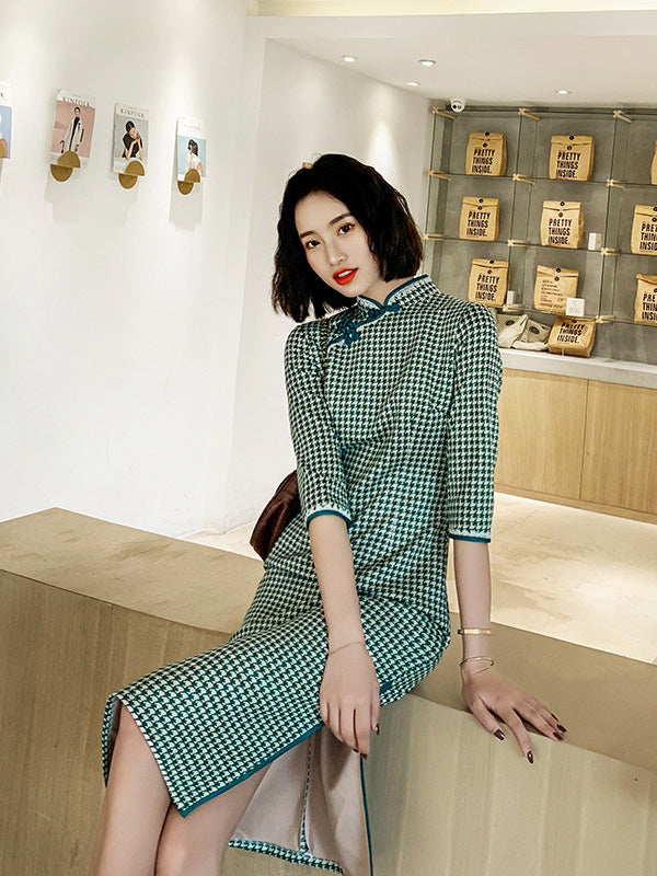 Stand Collar Slash Checkered Cheongsam With Low Slit Midi Dress