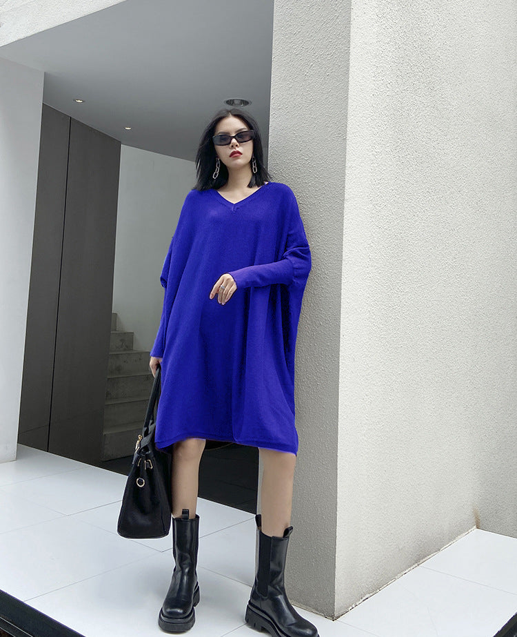 Loose V-Neck Bat Sleeve Sweater Dress