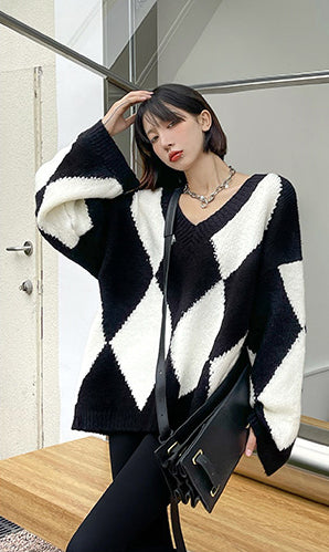 Diamond V-Neck Knitted Long Sleeve Loose Casual Sweater