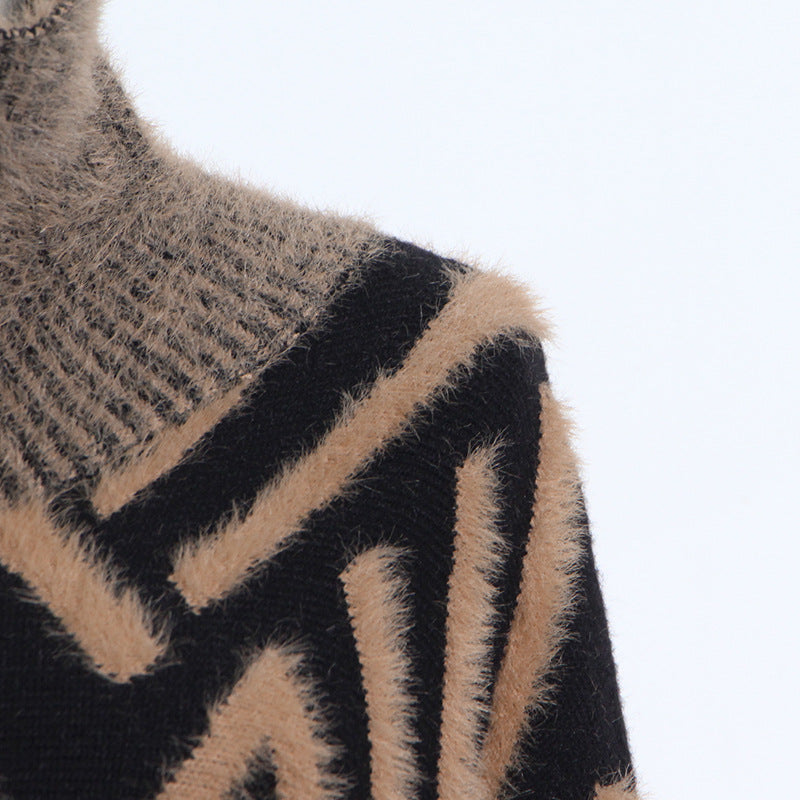 Loose Splicing Geometric Striped Stand Collar Sweater