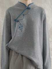 Retro Embroidered Buckle Brushed Sweatshirt