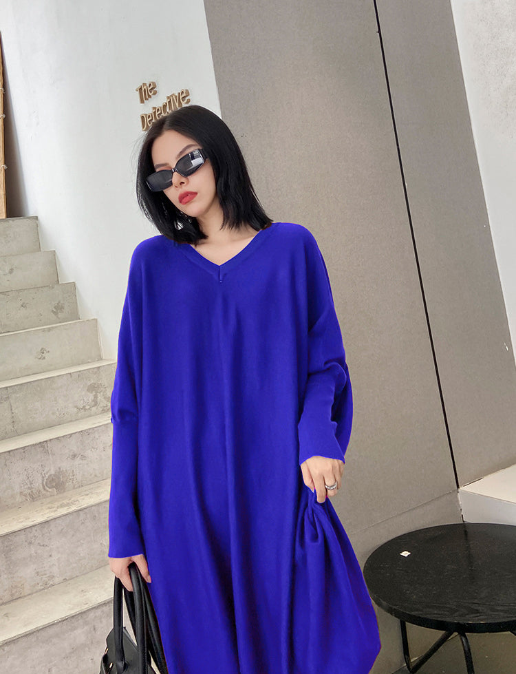 Loose V-Neck Bat Sleeve Sweater Dress