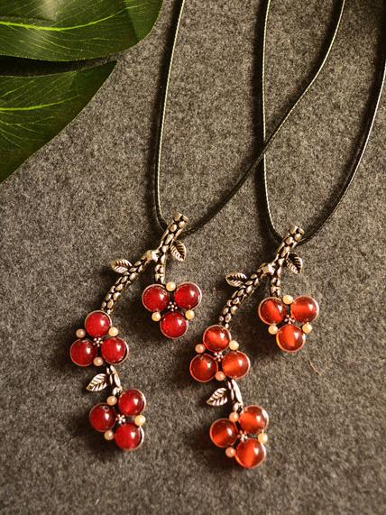 National Branch&Cherry Ramie Cloths Matching Necklace