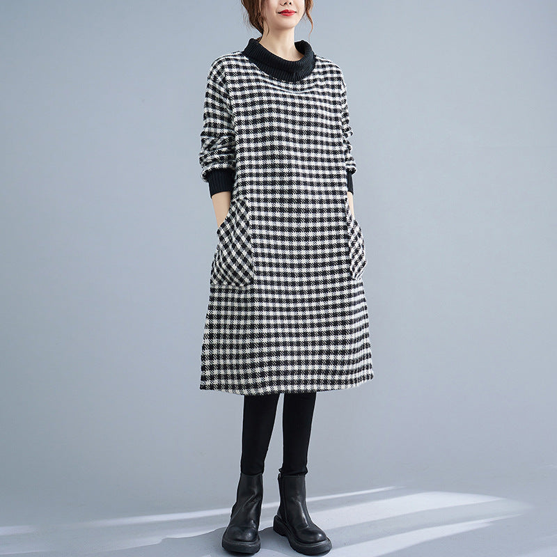 Large Size Loose Mid-Length Plaid Turtleneck Dress