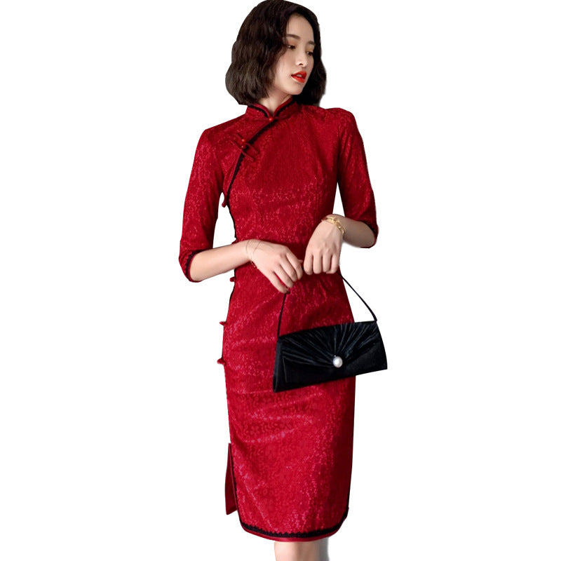 Slouchy Vintage Lace Red Low-Cut Cheongsam Midi Dress