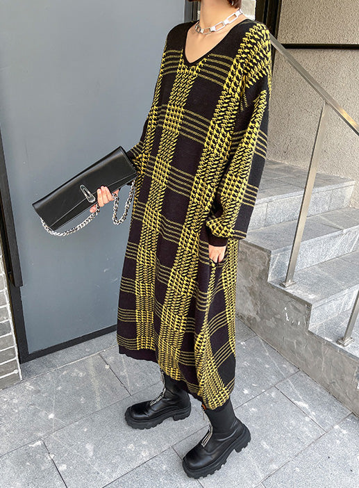 Long Sleeve Loose Mid-Length Knitted Plaid Sweater Dress