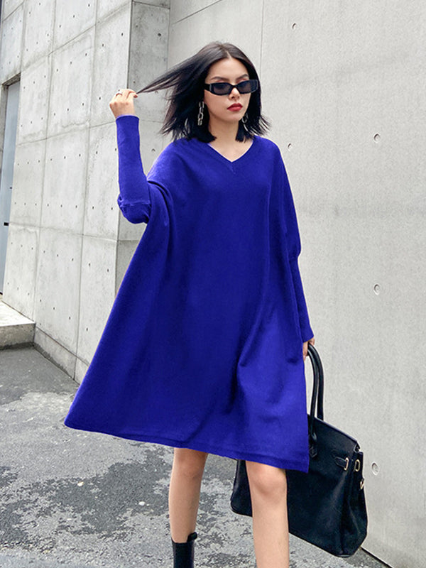 Loose V-Neck Bat Sleeve Sweater Dress