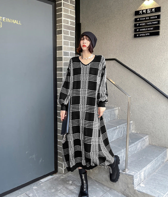 Long Sleeve Loose Mid-Length Knitted Plaid Sweater Dress