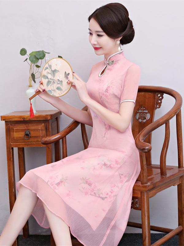 Elegant Pink Stand-collar Short Cheongsam